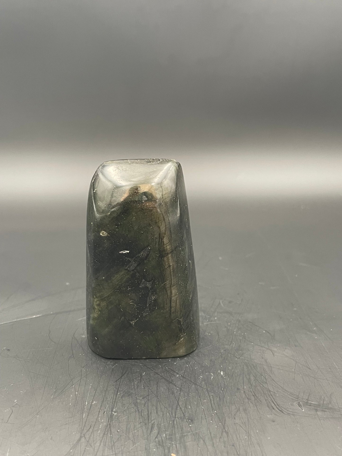 PROTECTION - Labradorite