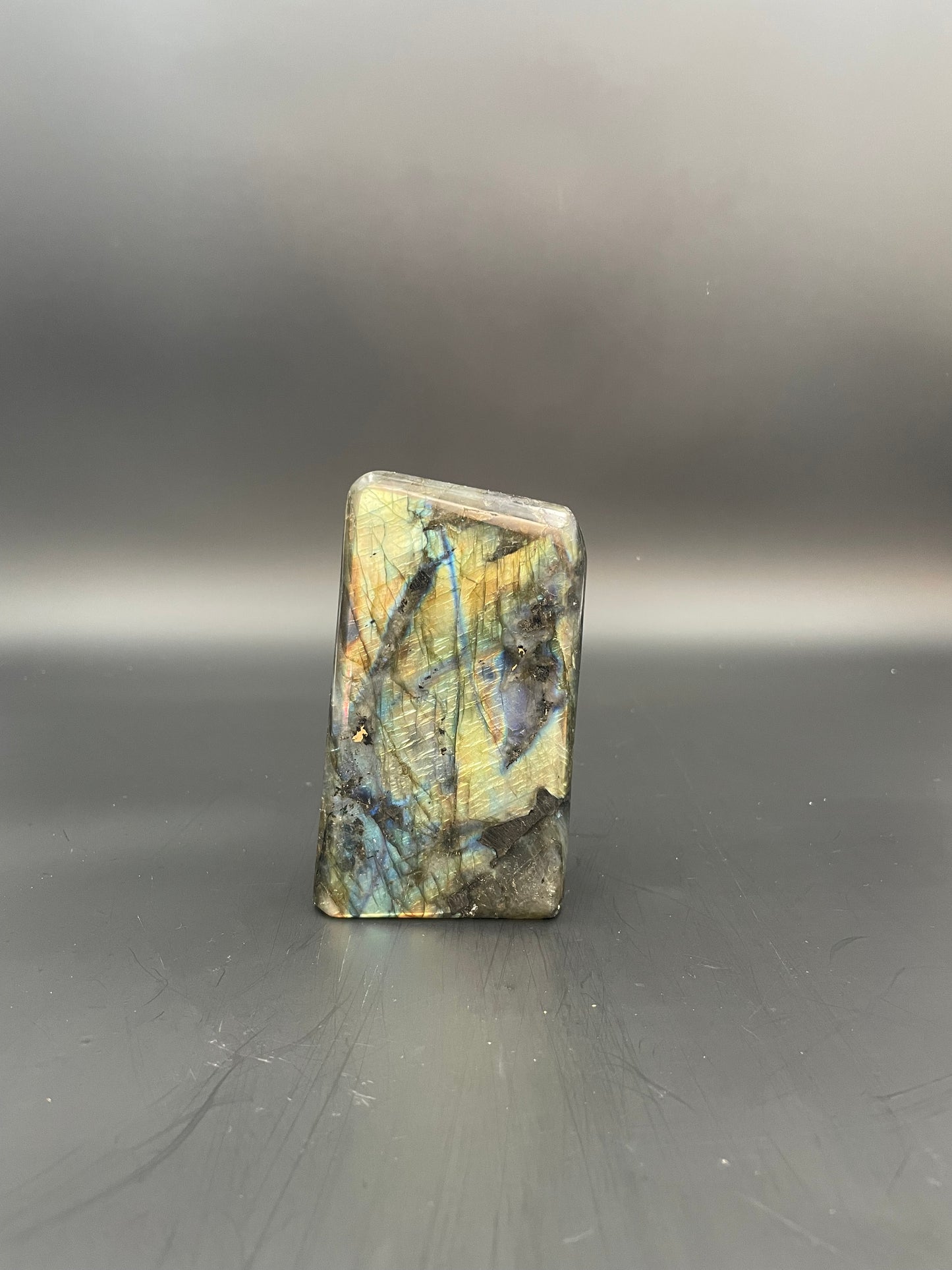 PROTECTION - Labradorite