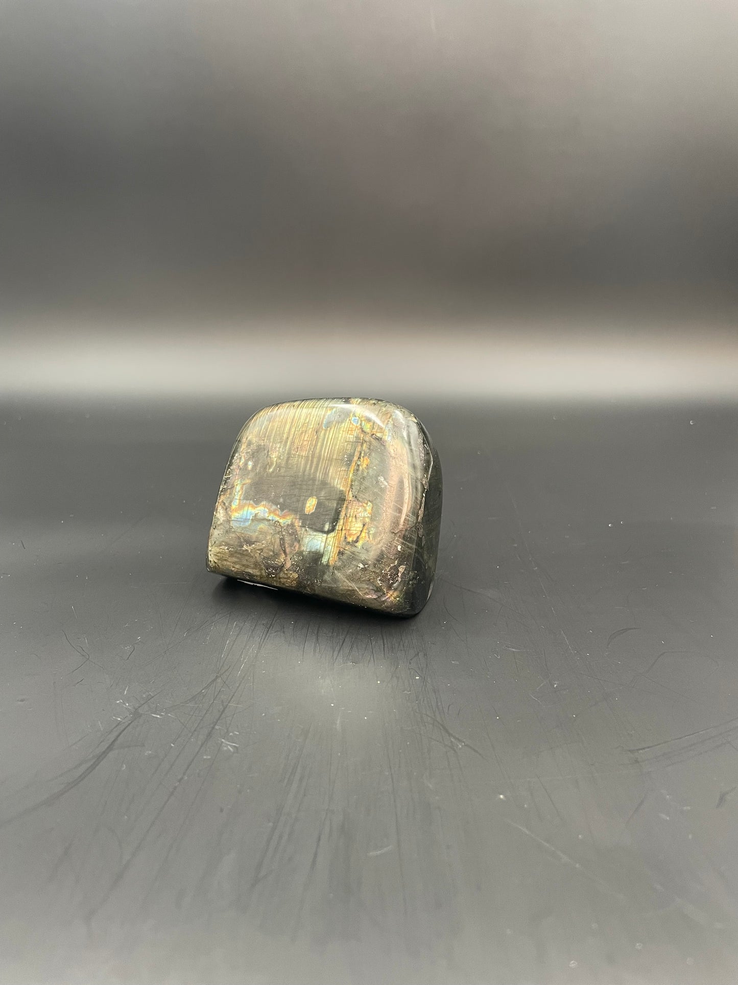 PROTECTION - Labradorite