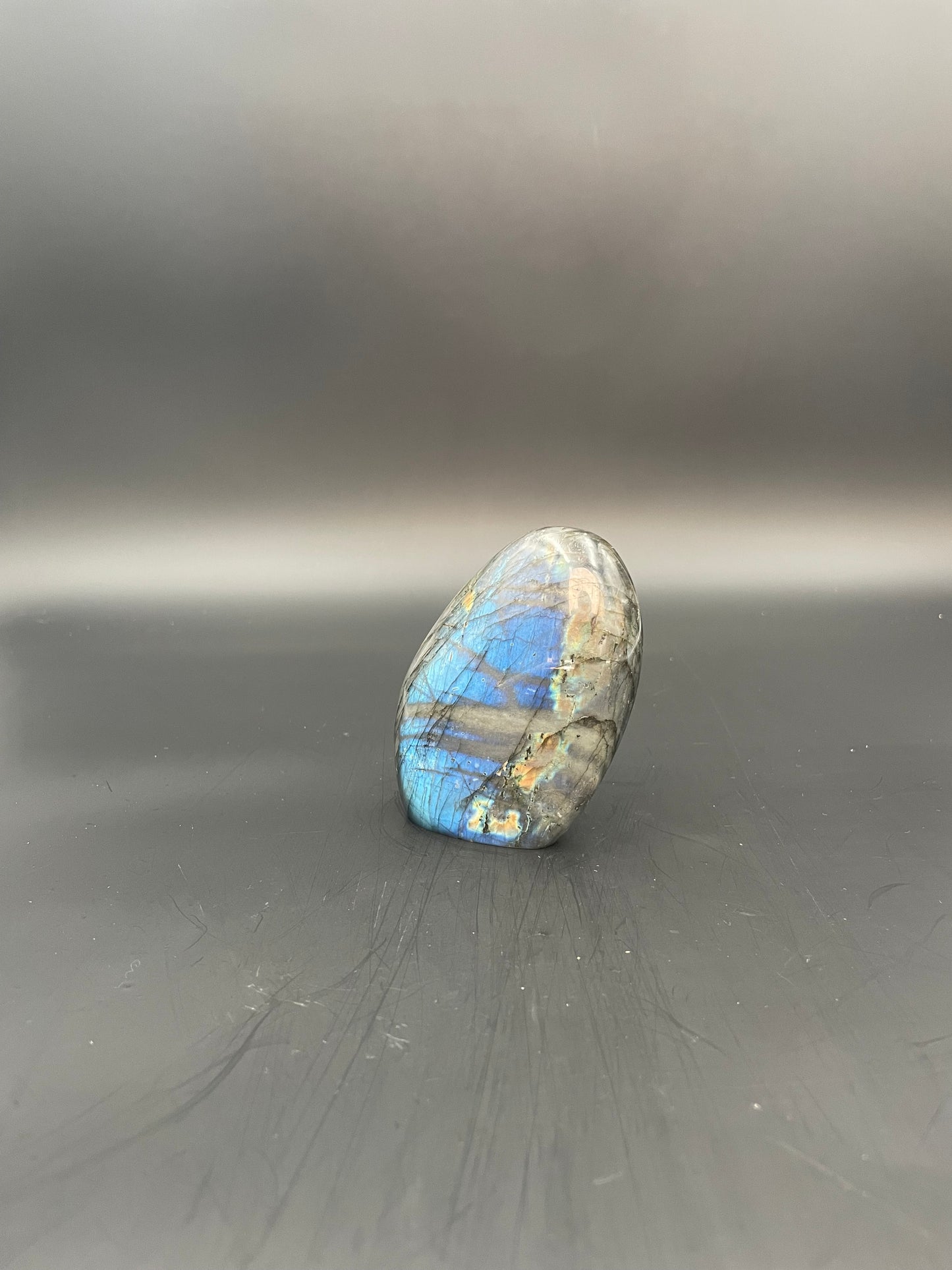 PROTECTION - Labradorite