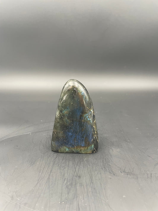 PROTECTION - Labradorite